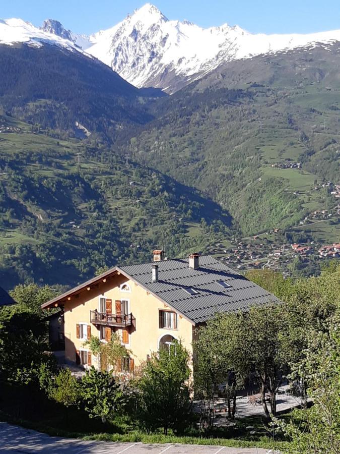 Gite-Auberge De Montvilliers Aime Exterior photo